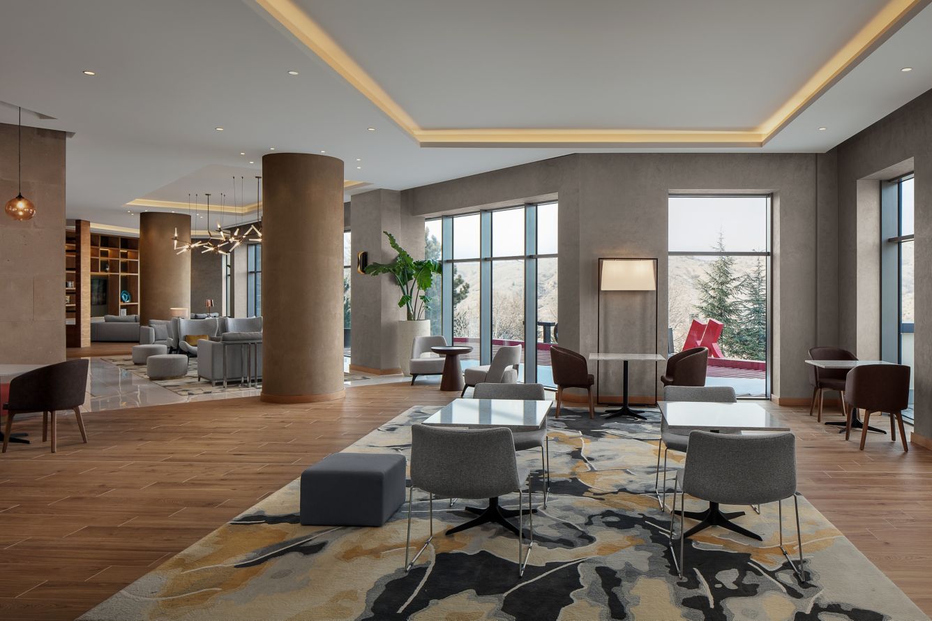 mc-navmc-m-club-lounge-16050_Classic-Hor